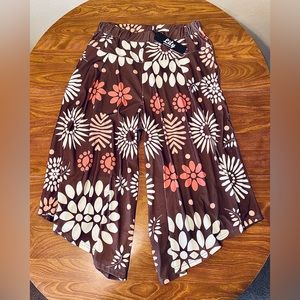Womens Brown&Pink Retro Floral Gaucho Pants by LILY / Uneven Hem, Flare Leg. NWT